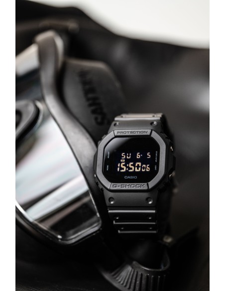 CASIO G-SHOCK DW-5600BB-1ER