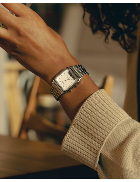 VINTAGE|NOVEDAD AQ-230EGG-2AEF