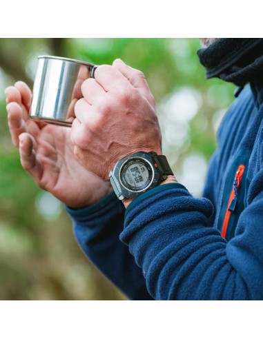 PRG-69 PRO TREK Solar | Outdoor Watch with Triple Sensor