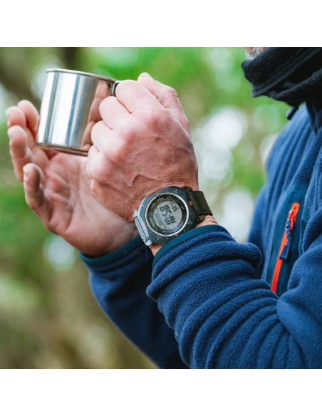 PRG-69 PRO TREK Solar | Outdoor Watch with Triple Sensor