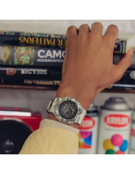 Reloj Casio G-SHOCK GA-2100 camuflaje metalizado | Estilo urbano y sostenible