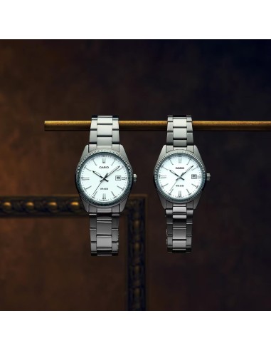 Reloj de Metal Unisex con Calendario y Resistencia al Agua 5 Bar